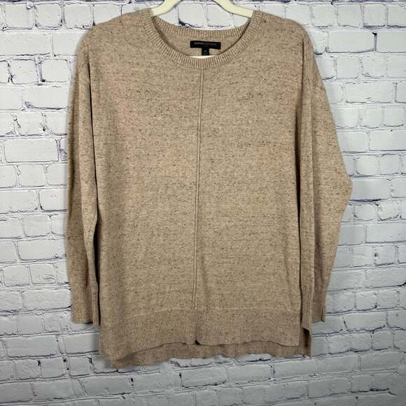 Banana Republic Sweaters - Banana Republic Tan Crew Neck Sweater